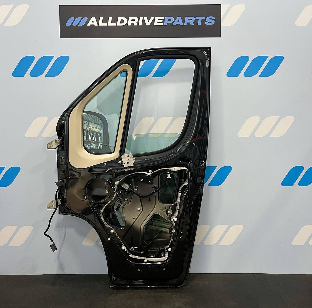 Peugeot boxer Fiat Ducato Voorportier rechts zwart 9004Y1