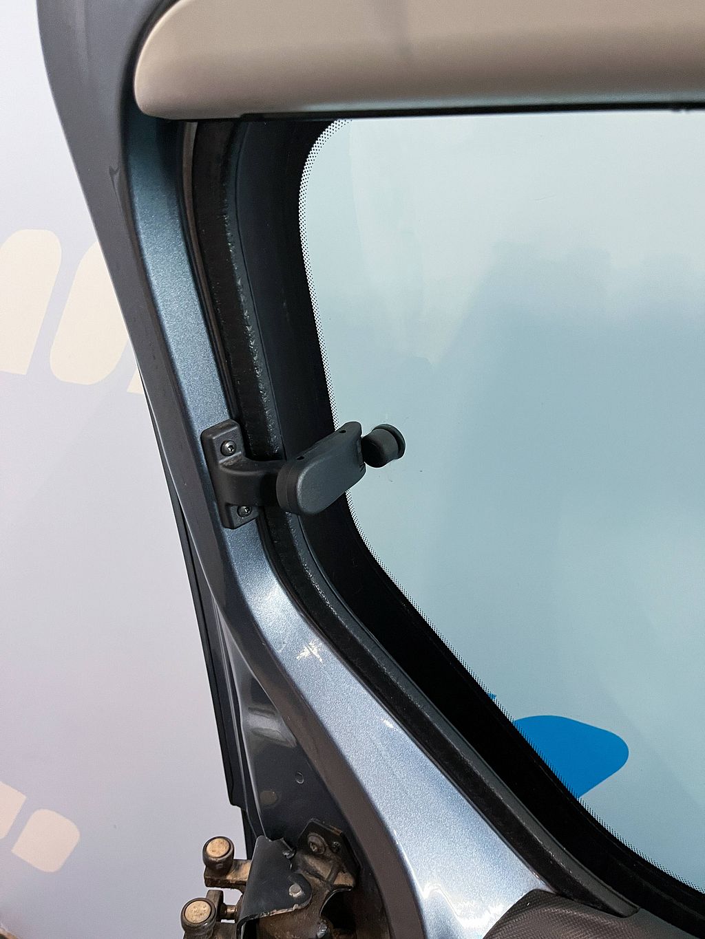 Citroen Berlingo Schuifdeur links EZWD grijs met ruit 9006L9