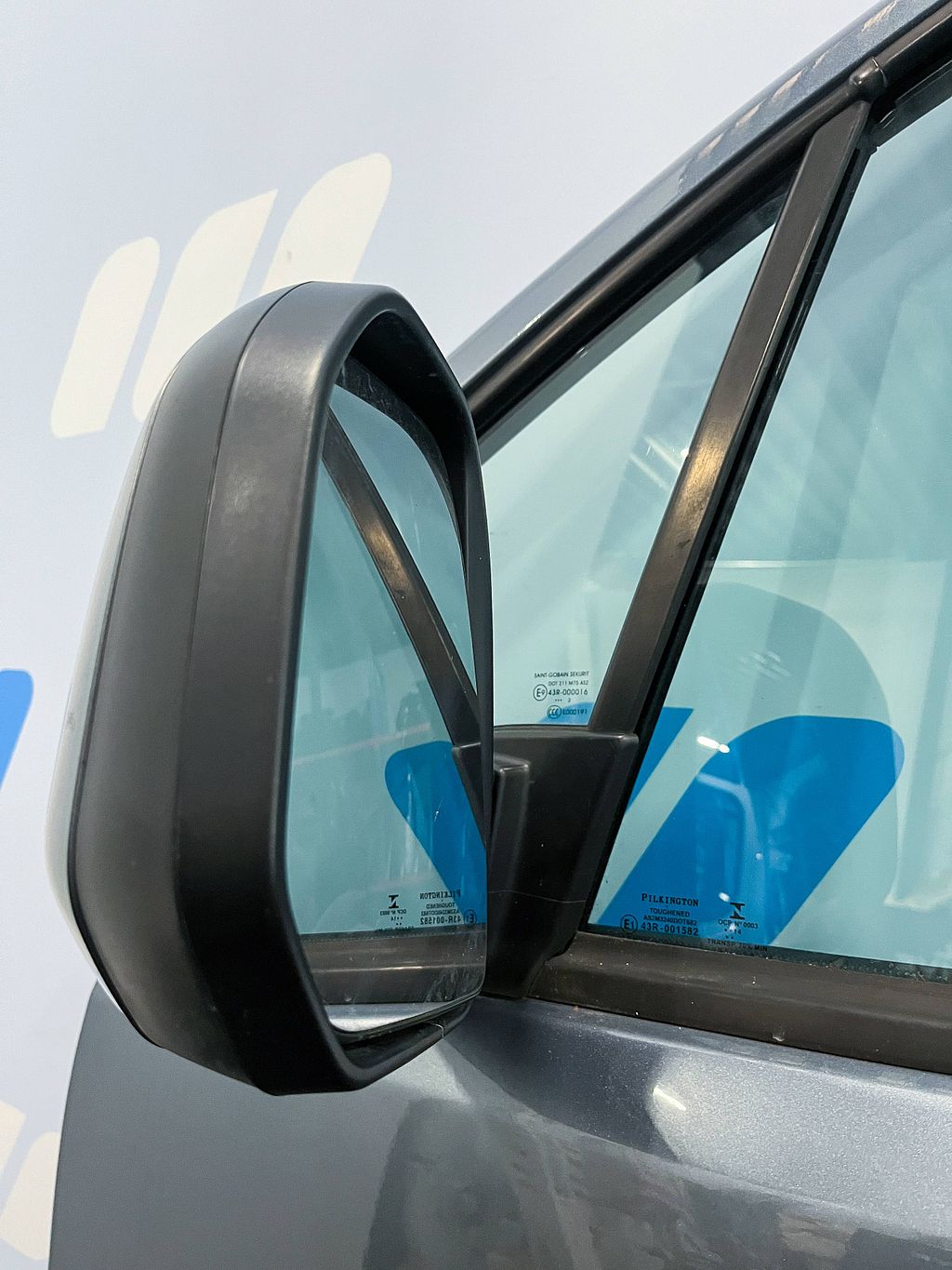 Citroen Berlingo Voorportier links EZWD grijs  9002Z3