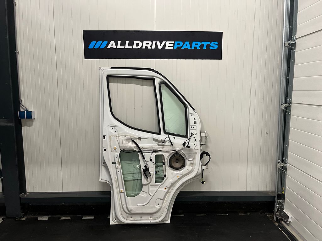 Iveco Daily VI Voorportier links IC194 wit 35801489558