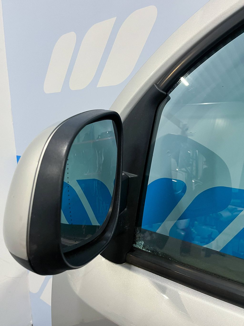 MB Mercedes Benz Citan voorportier links grijs A4157203100