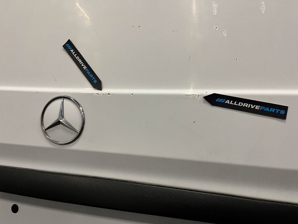 Mercedes Benz Vito W639 dichte Achterklep Wit A6397400401