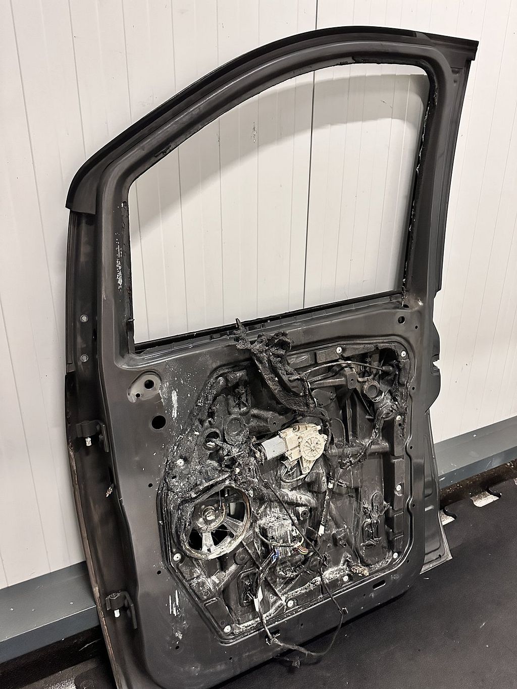 Mercedes Vito W447 voorportier rechts grijs A4477206700