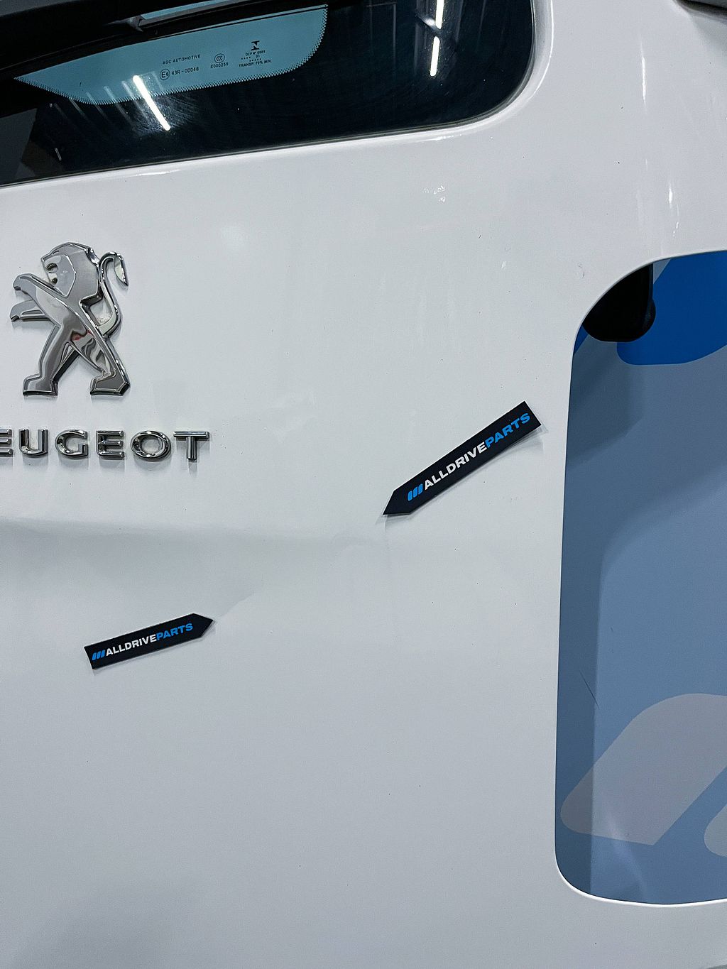 Peugeot Expert Achterdeur rechts met ruit wit 9811895080