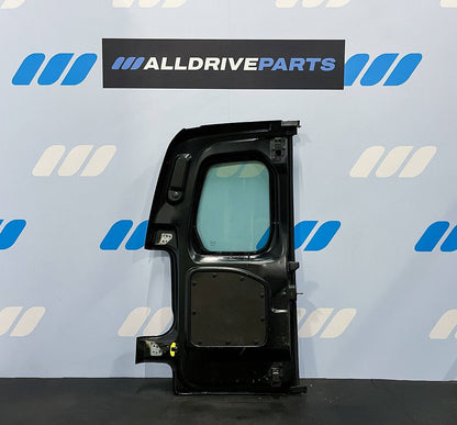 Peugeot Partner Hintertür rechts schwarz mit fenster 8703E4