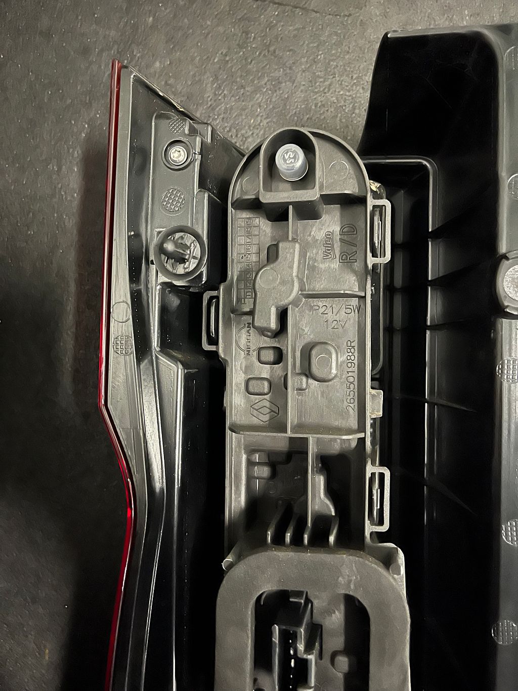 Renault Master IV 2025 Achterlicht rechts 2265501988R