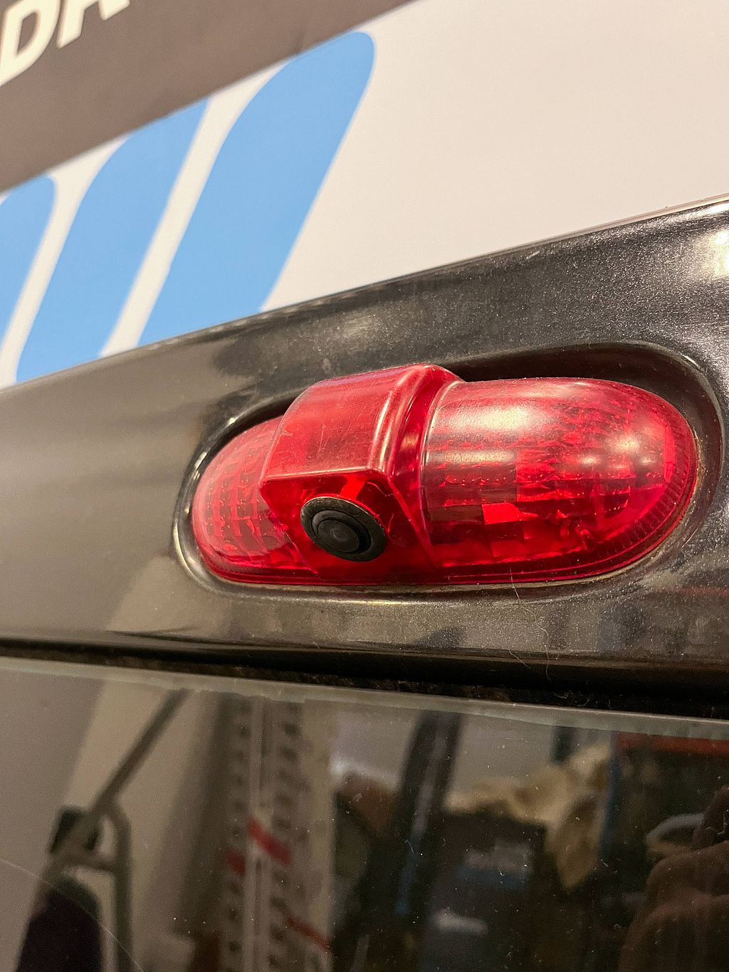 Renault Trafic Achterdeur links zwart met ruit 7751472223