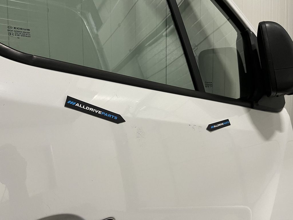 Renault Trafic Opel Vivaro Voorportier rechts wit 801003523R