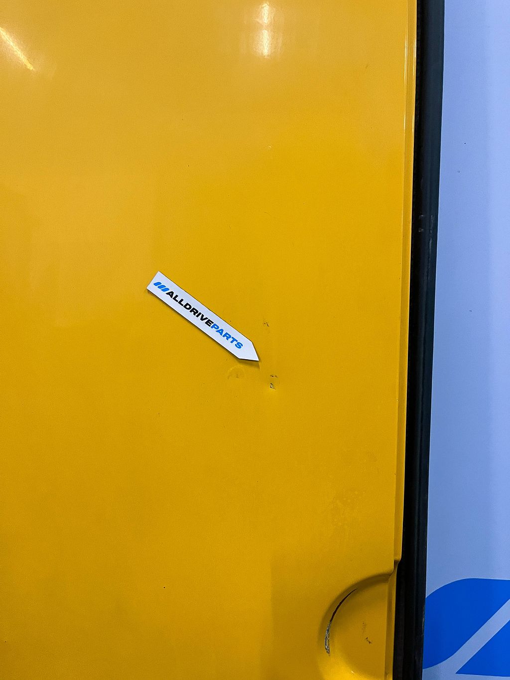 Volkswagen Crafter achterdeur links dicht geel H2 2E1827091N