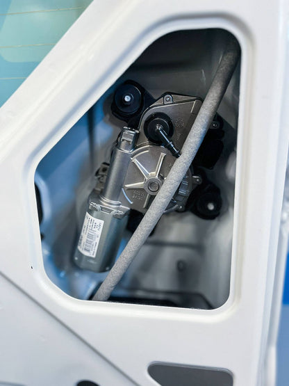 VW Crafter set achterdeuren links en rechts met ruit H2 LB9A